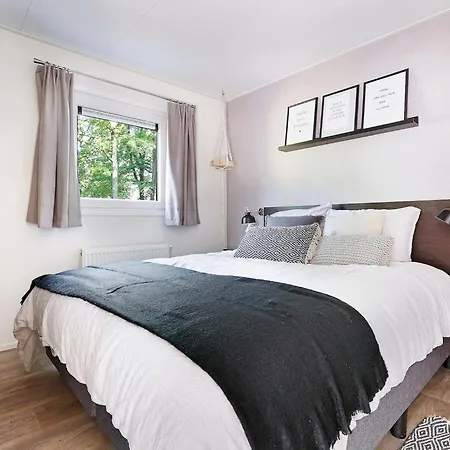 Landal De Vlinderhoeve Hotel *